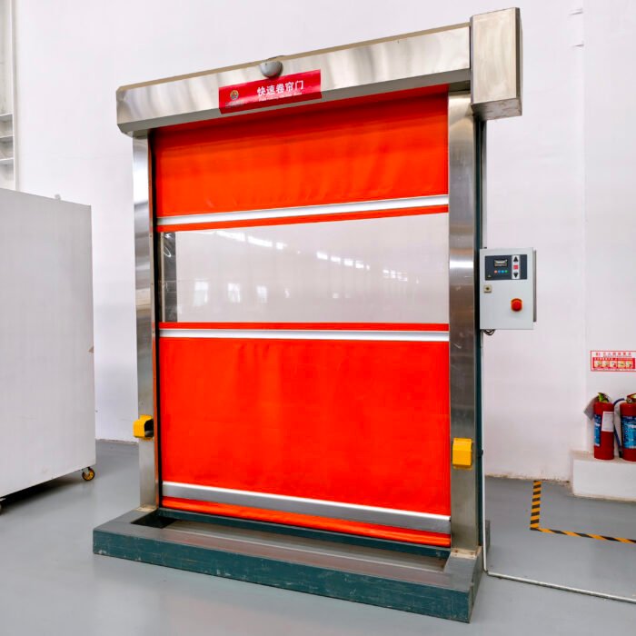 Fast rolling door